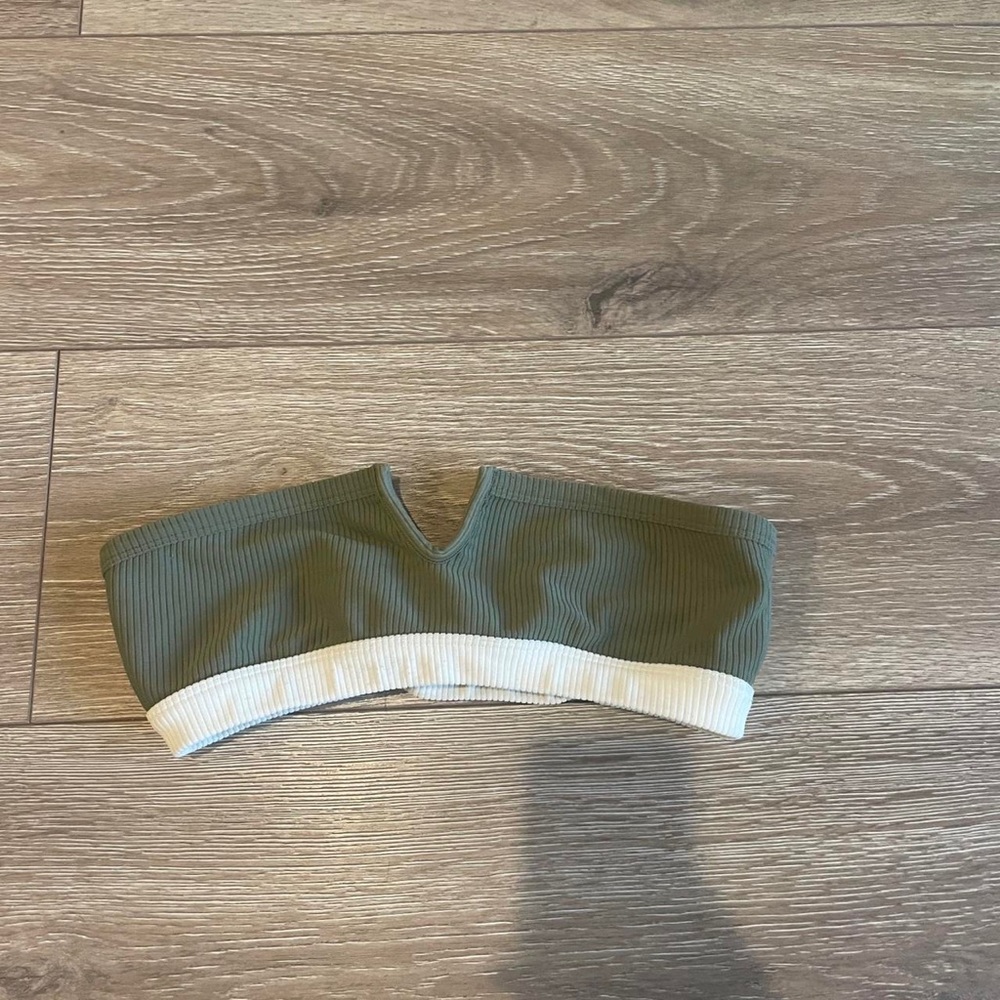 BEACH ACCESS strapless bandeau top